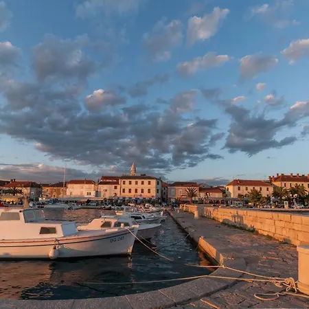 ホリデーパーク Diana & Josip Mobile Homes 3*