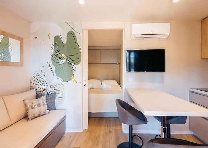 Diana & Josip Mobile Homes Биоград-на-Мору