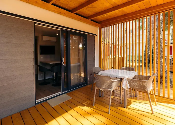 Diana & Josip Mobile Homes Πάρκο διακοπών 3*