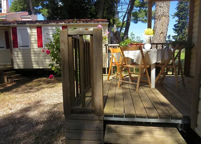 Πάρκο διακοπών Diana & Josip Mobile Homes
