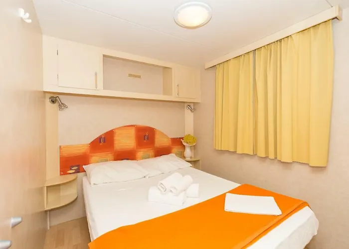 Diana & Josip Mobile Homes 3* Biograd Na Moru