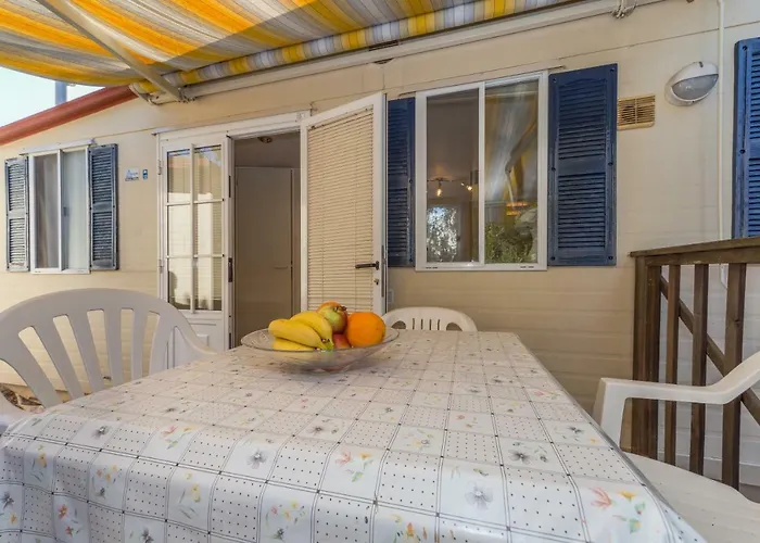 Πάρκο διακοπών Diana & Josip Mobile Homes Biograd Na Moru