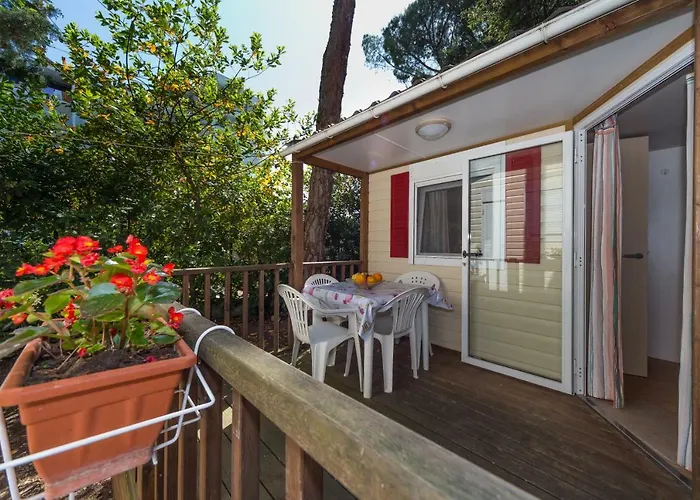 Diana & Josip Mobile Homes Πάρκο διακοπών 3*