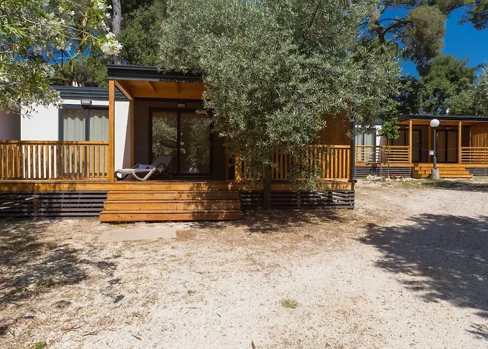 Diana & Josip Mobile Homes База отдыха